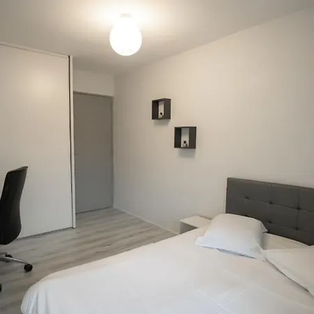 Guestready - Stone Wall Near Porte De La Citadelle 아파트 *